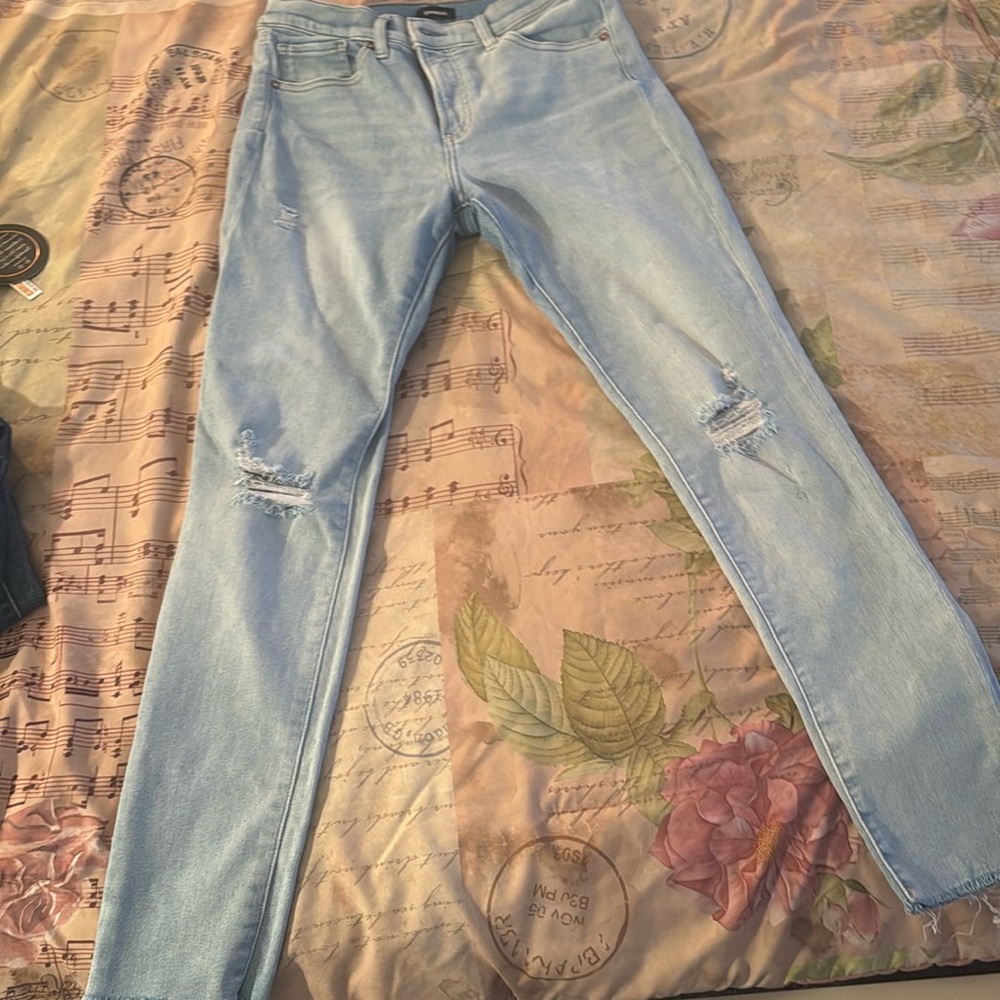 Barely worn Express jeans